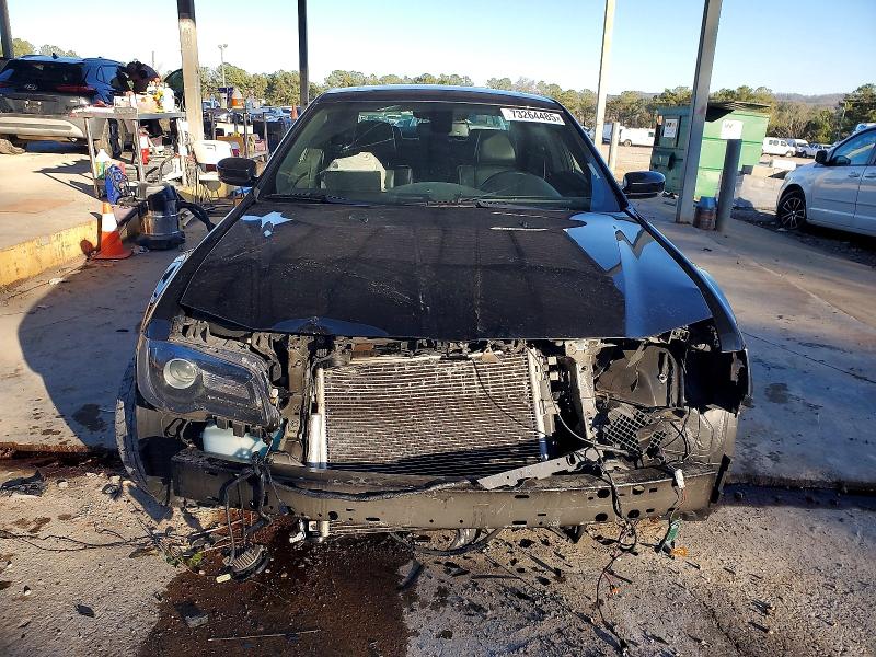 Photo 5 from auction – 2021 CHRYSLER 300 with VIN 2C3CCABG9MH606472