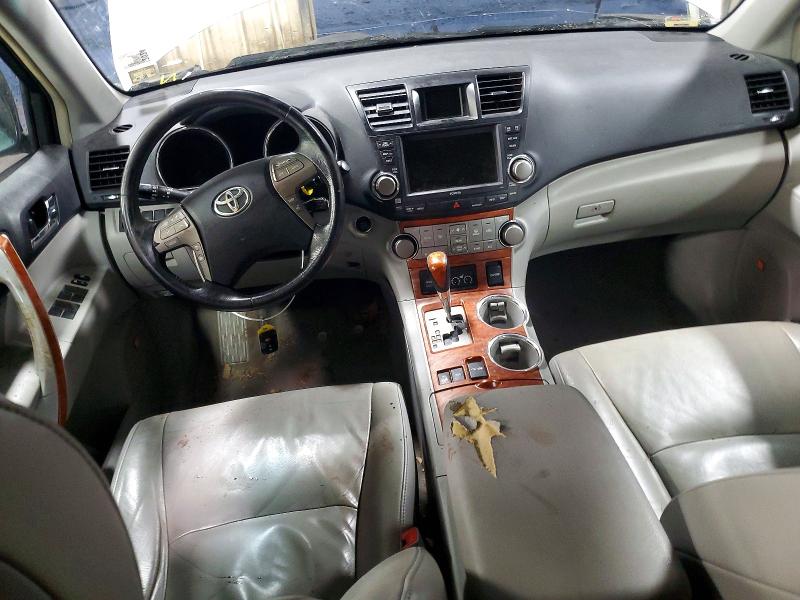 Photo 8 from auction – 2010 TOYOTA HIGHLANDER with VIN 5TDDK3EH7AS015492
