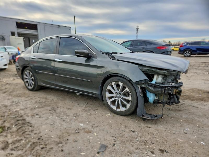 Photo 4 from auction – 2014 HONDA ACCORD with VIN 1HGCR2F56EA036537