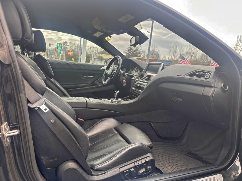 Фото 5 с аукциона – 2013 BMW M6 с VIN WBSLX9C52DD159842