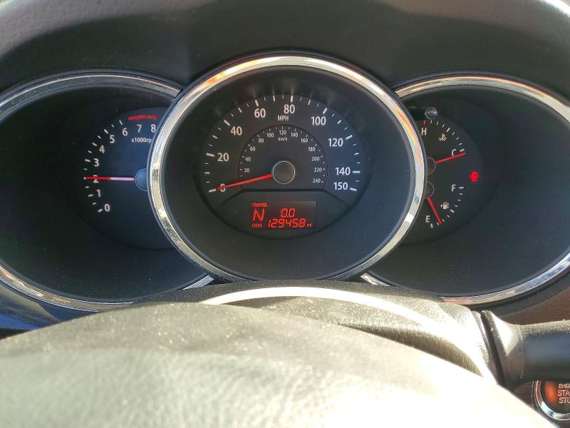 Photo 9 from auction – 2011 KIA SORENTO EX with VIN 5XYKU3A12BG181671