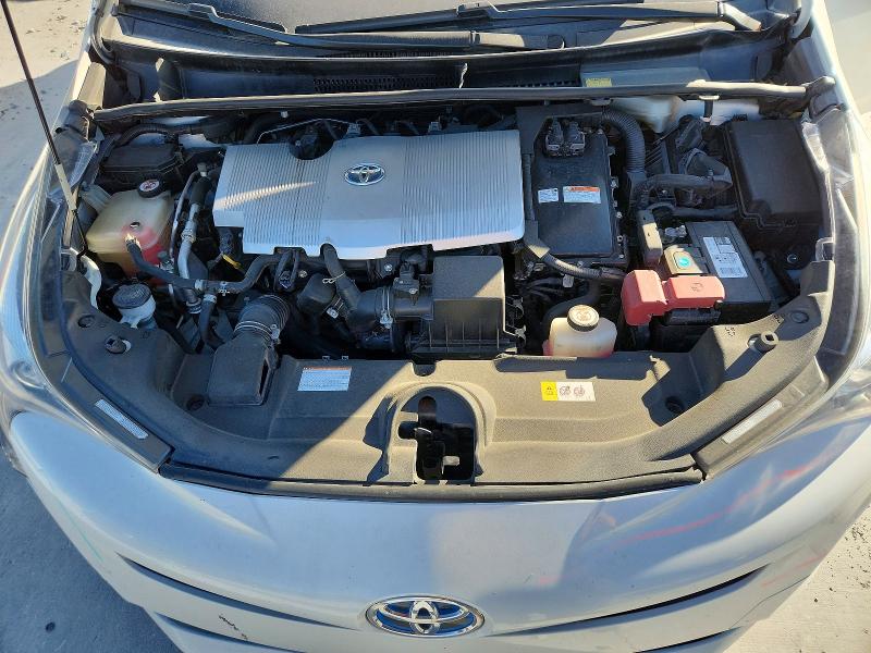 Photo 11 from auction – 2016 TOYOTA PRIUS with VIN JTDKARFU6G3024770