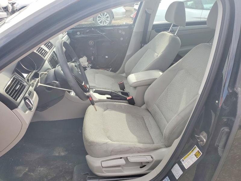 Photo 7 from auction – 2016 VOLKSWAGEN PASSAT with VIN 1VWAS7A35GC046901