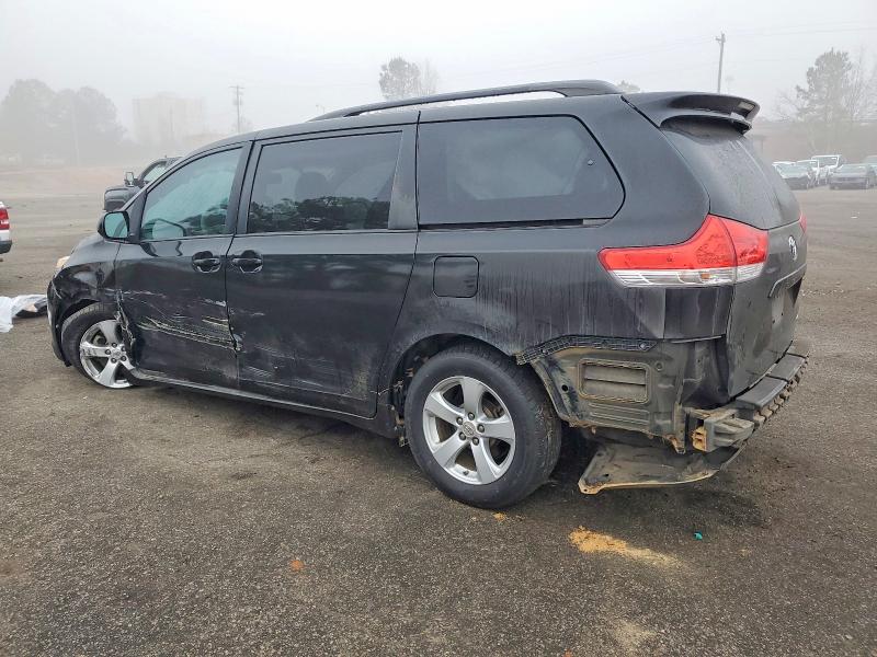 Photo 2 from auction – 2011 TOYOTA SIENNA LE with VIN 5TDKK3DC7BS110343