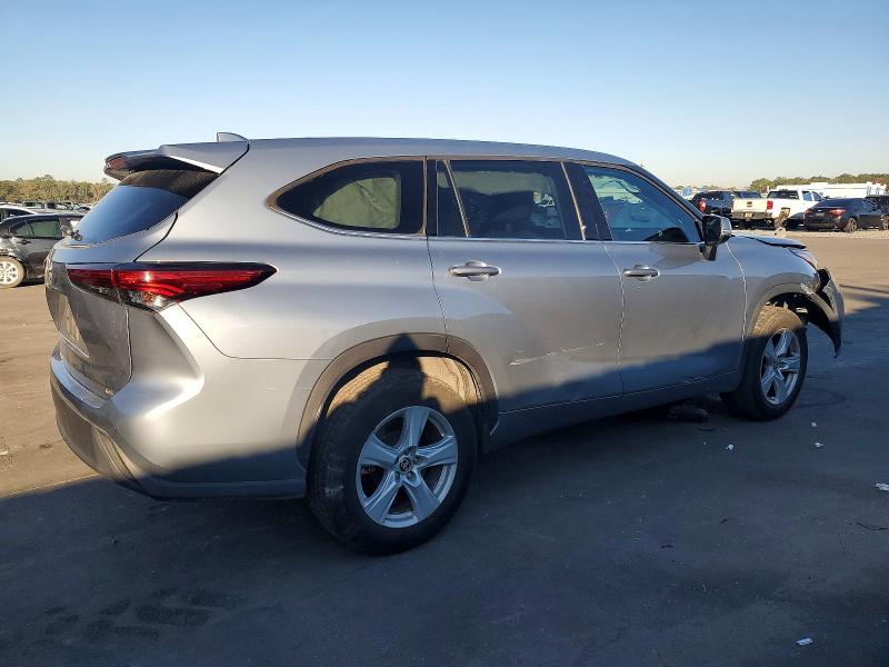 Foto 3 de la subasta – 2021 TOYOTA HIGHLANDER con VIN 5TDZZRAH5MS083188