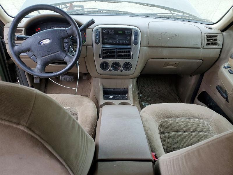 Photo 8 from auction – 2004 FORD EXPLORER with VIN 1FMZU73K34ZA43956