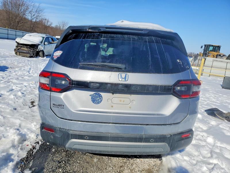 Photo 6 from auction – 2023 HONDA PILOT with VIN 5FNYG2H46PB009797