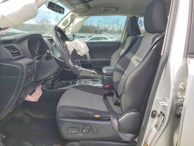 Photo 7 from auction – 2014 TOYOTA 4RUNNER SR with VIN JTEZU5JR1E5066360