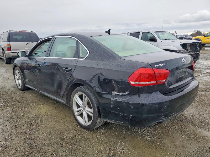 Photo 2 from auction – 2014 VOLKSWAGEN PASSAT with VIN 1VWBP7A30EC015932
