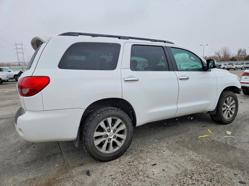 Photo 3 from auction – 2011 TOYOTA SEQUOIA LI with VIN 5TDJW5G13BS051815
