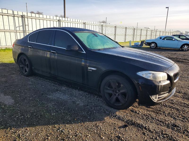 Photo 4 from auction – 2012 BMW 528 XI with VIN WBAXH5C52CDW05420