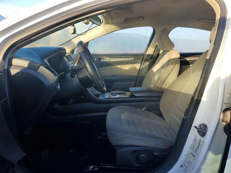Photo 7 from auction – 2017 FORD FUSION with VIN 3FA6P0G77HR215935