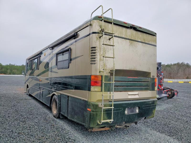 Photo 3 from auction – 2003 FREIGHTLINER CHASSIS X with VIN 4UZAAHAK93CL75688