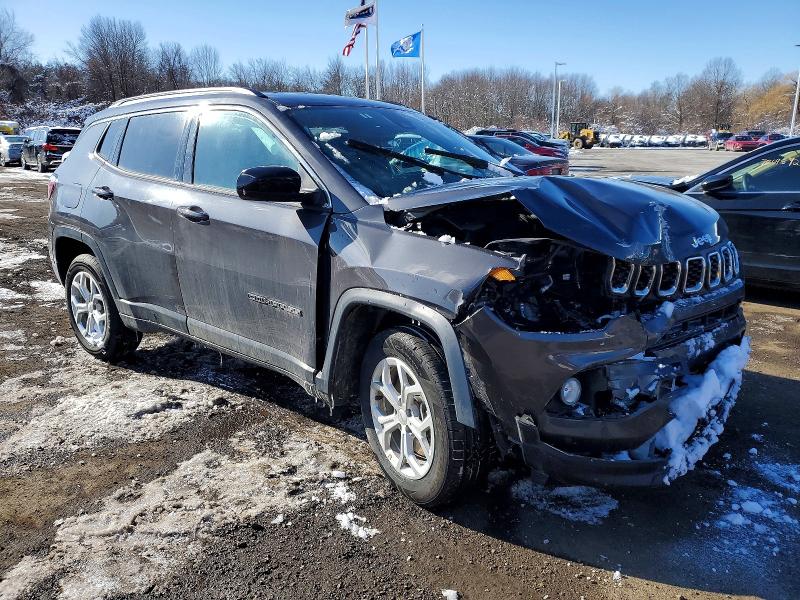 Photo 4 from auction – 2024 JEEP COMPASS LA with VIN 3C4NJDBN9RT154712