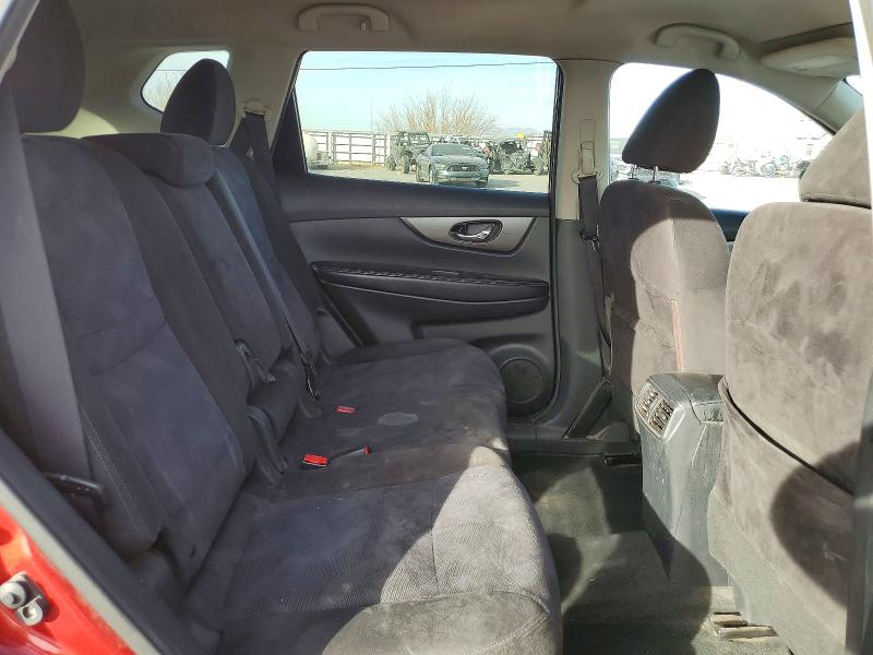 Photo 11 from auction – 2015 NISSAN ROGUE S with VIN KNMAT2MV8FP512702
