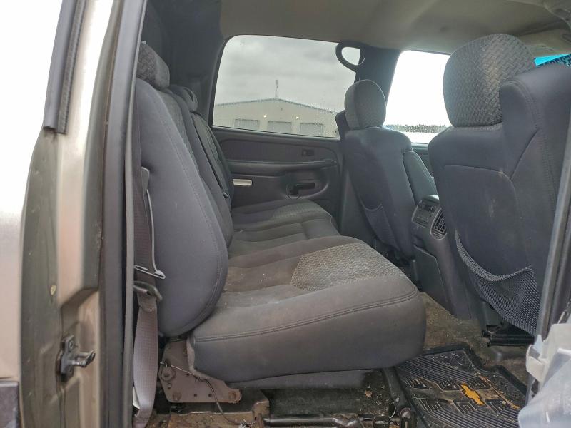 Photo 10 from auction – 2003 CHEVROLET AVALANCHE with VIN 3GNEK13T63G168020