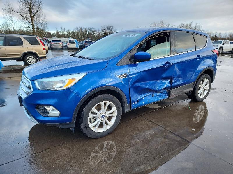 FORD ESCAPE SE 2019 with VIN 1FMCU9GD9KUC55736 - Photo from auction