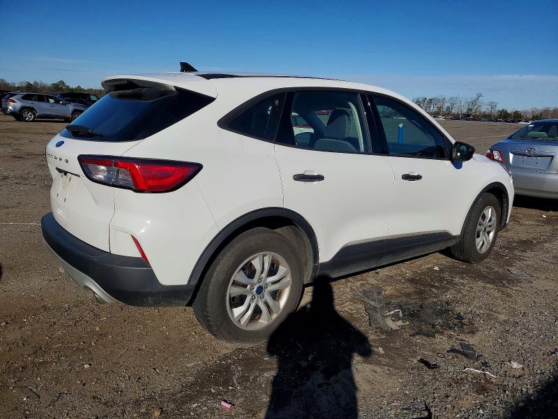 Photo 3 from auction – 2021 FORD ESCAPE S with VIN 1FMCU0F63MUB01881