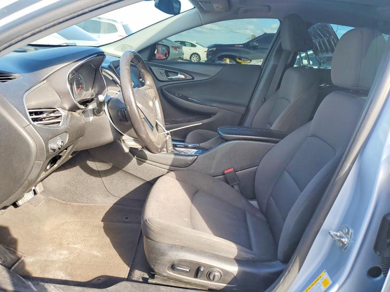 Photo 7 from auction – 2018 CHEVROLET MALIBU LT with VIN 1G1ZD5ST8JF245572