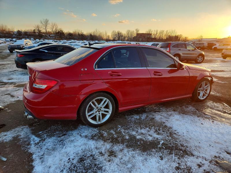 Photo 3 from auction – 2012 MERCEDES-BENZ C with VIN WDDGF8BB6CA727657