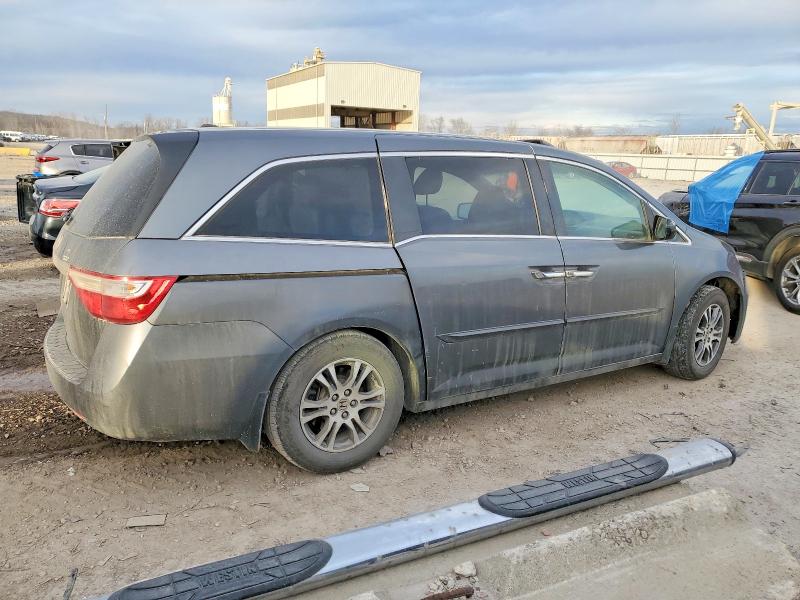 Photo 3 from auction – 2013 HONDA ODYSSEY with VIN 5FNRL5H61DB034069