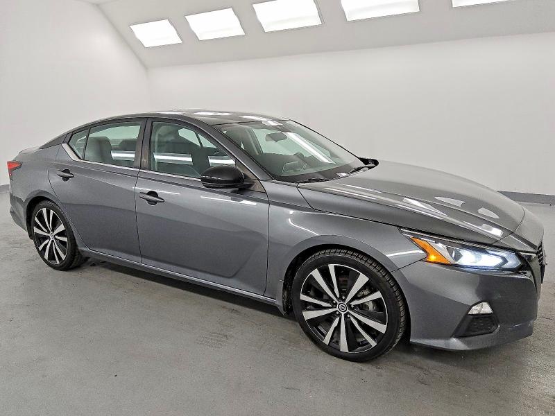 Photo 4 from auction – 2021 NISSAN ALTIMA SR with VIN 1N4AL4CV4MN371137