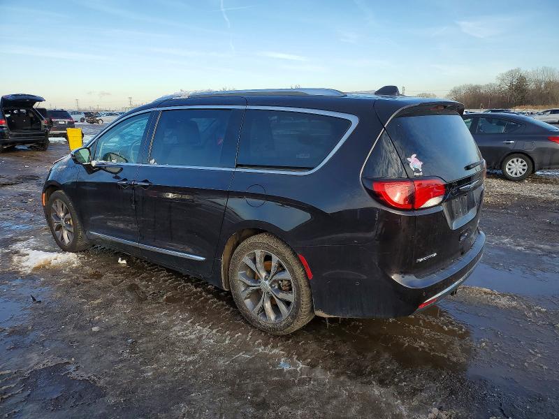 Photo 2 from auction – 2018 CHRYSLER PACIFICA L with VIN 2C4RC1GG2JR103743