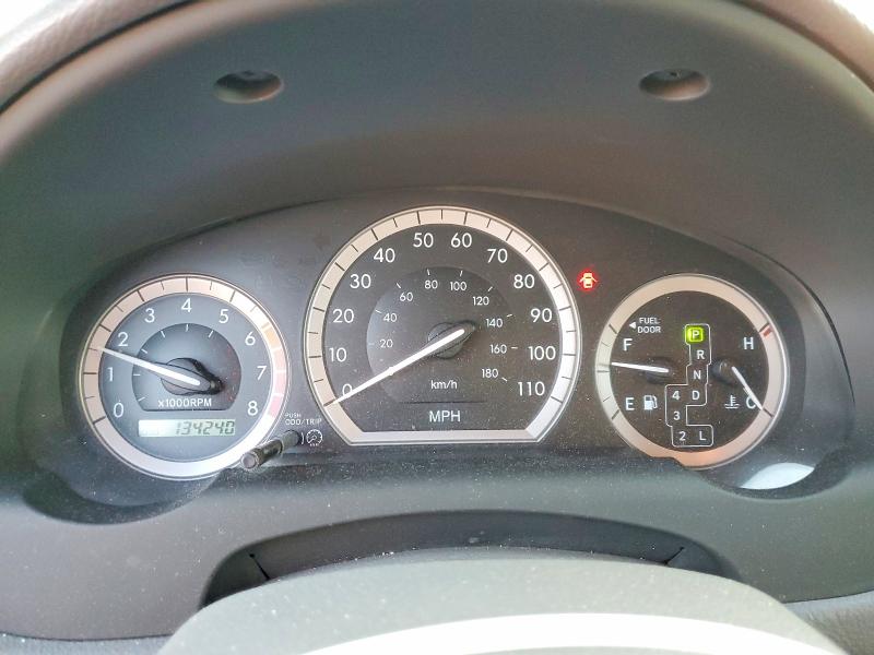 Photo 9 from auction – 2004 TOYOTA SIENNA CE with VIN 5TDZA23C44S107559