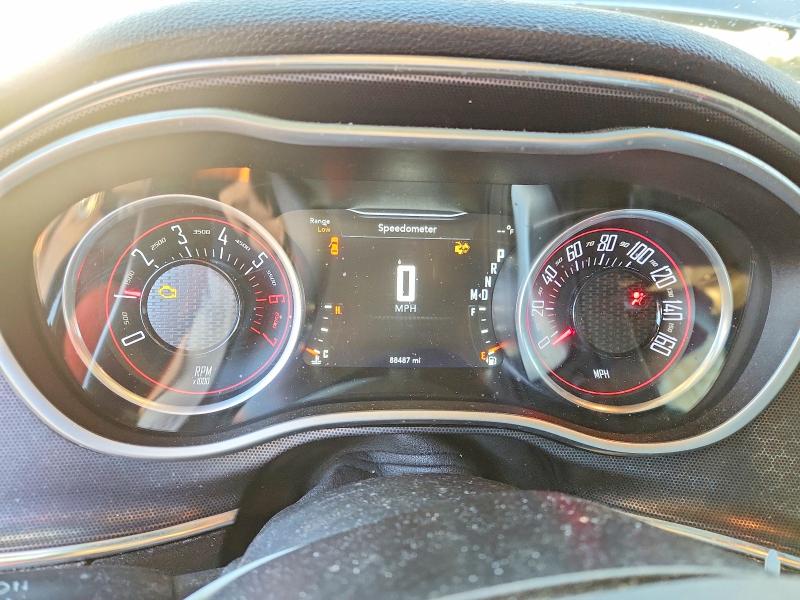 Photo 9 from auction – 2016 DODGE CHALLENGER with VIN 2C3CDZBT6GH245909