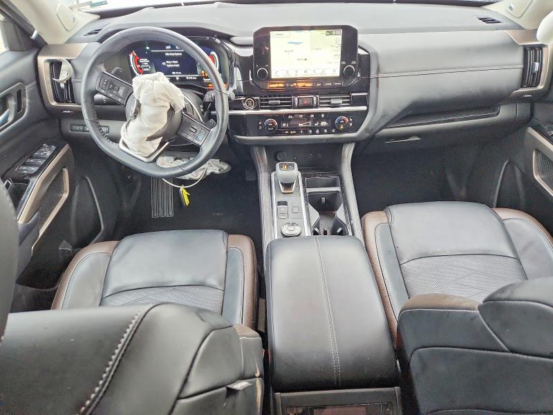 Photo 8 from auction – 2024 NISSAN PATHFINDER with VIN 5N1DR3DJ5RC294952