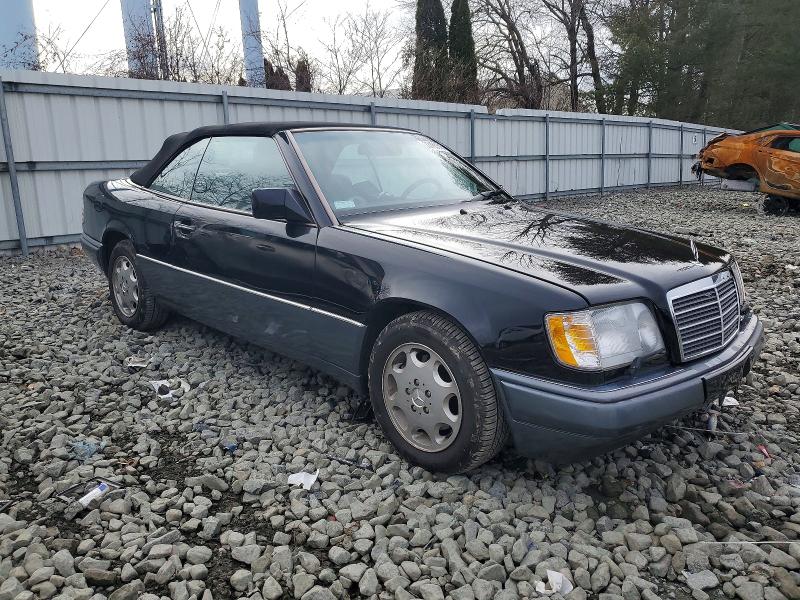 Photo 4 from auction – 1995 MERCEDES-BENZ E 320 with VIN WDBEA66E0SC274582