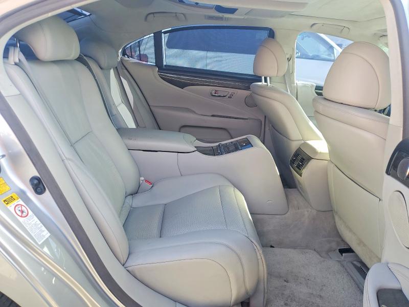 Photo 10 from auction – 2007 LEXUS LS 460L with VIN JTHGL46F875017259