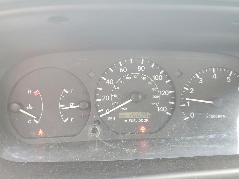 Photo 9 from auction – 2001 TOYOTA CAMRY with VIN 4T1BG22K41U069682