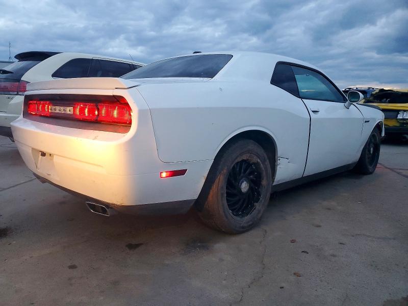 Photo 3 from auction – 2014 DODGE CHALLENGER with VIN 2C3CDYBT4EH231837