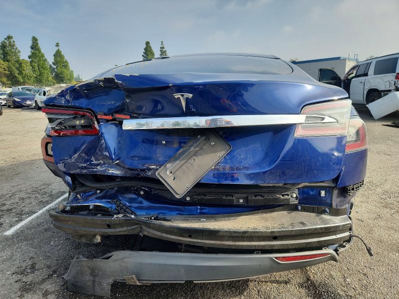 Photo 6 from auction – 2015 TESLA MODEL S with VIN 5YJSA1E27FF116487