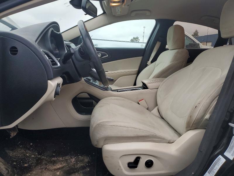 Photo 7 from auction – 2016 CHRYSLER 200 LIMITE with VIN 1C3CCCAB6GN152923
