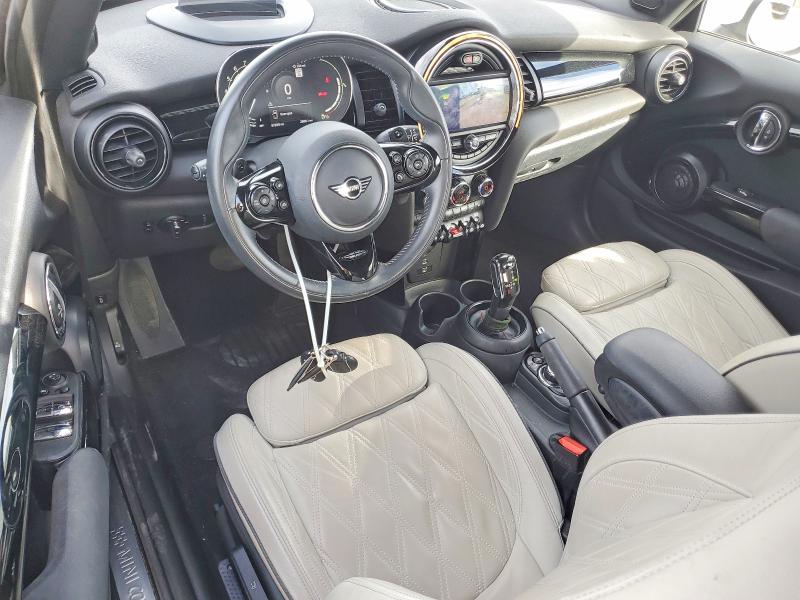 Photo 8 from auction – 2021 MINI COOPER with VIN WMWWJ5C07M3N02294
