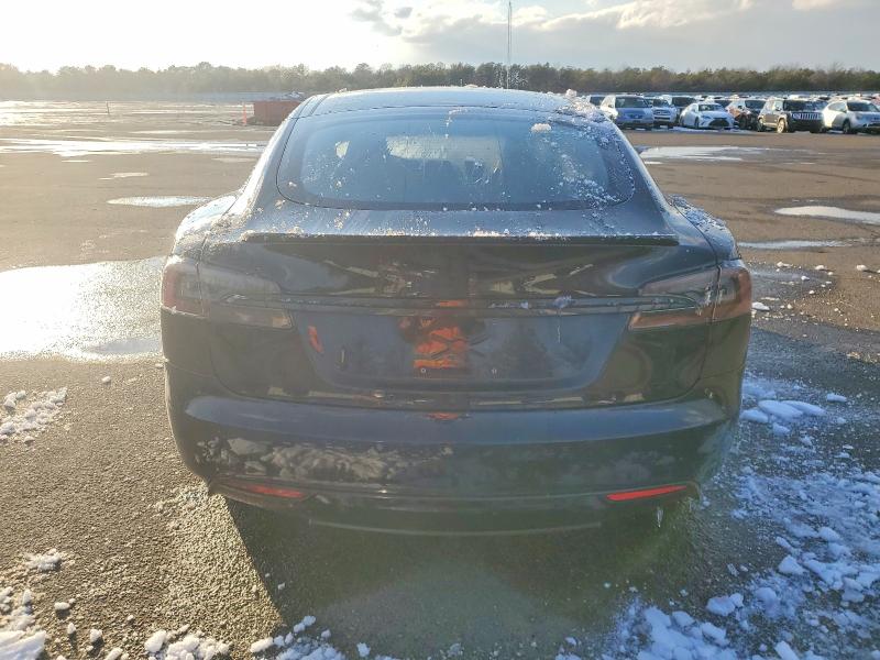 Photo 6 from auction – 2014 TESLA MODEL S with VIN 5YJSA1H14EFP38367