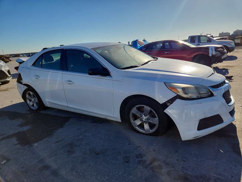 Photo 4 from auction – 2015 CHEVROLET MALIBU with VIN 1G11A5SL5FF318572