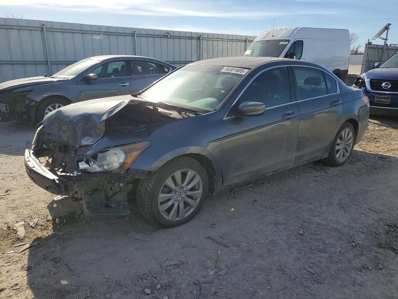 HONDA ACCORD 2012 مع رقم تعريف المركبة 1HGCP2F82CA064428 - صورة من المزاد