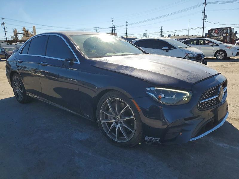 Photo 4 from auction – 2022 MERCEDES-BENZ E with VIN W1KZF8DB6NB087470