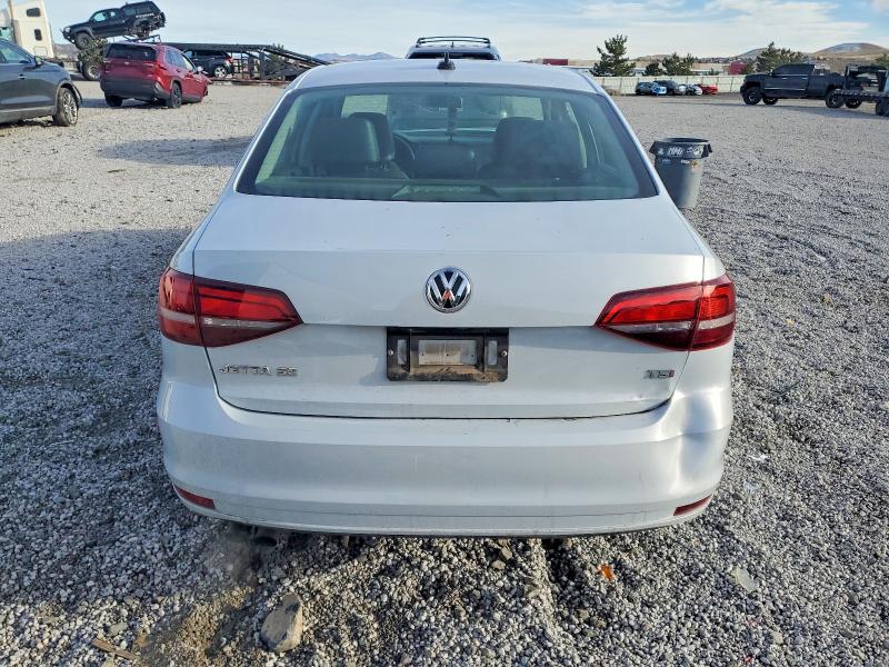 Photo 6 from auction – 2017 VOLKSWAGEN JETTA SE with VIN 3VWDB7AJ2HM365264