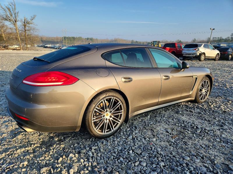 Photo 3 from auction – 2016 PORSCHE PANAMERA with VIN WP0AA2A72GL000860