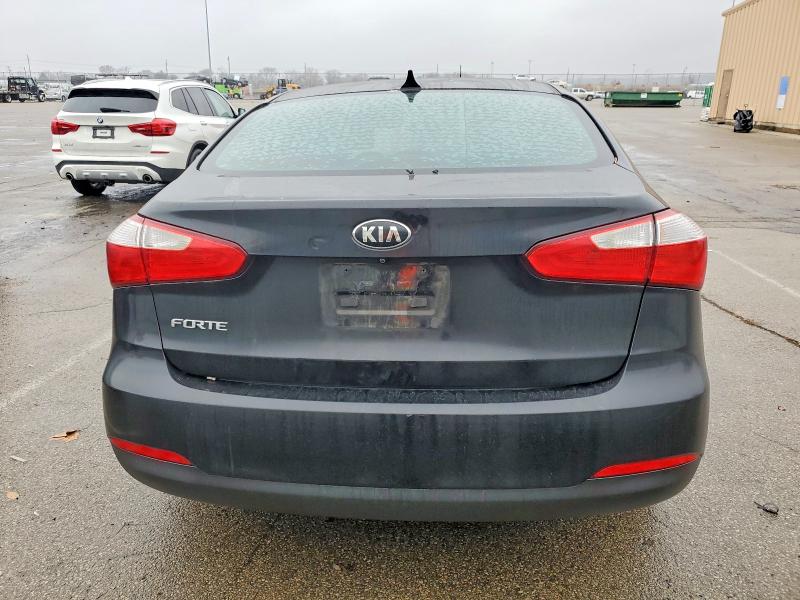 Photo 6 from auction – 2016 KIA FORTE LX with VIN KNAFX4A63G5549671