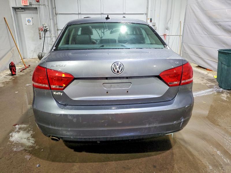 Photo 6 from auction – 2013 VOLKSWAGEN PASSAT SE with VIN 1VWBP7A33DC045487