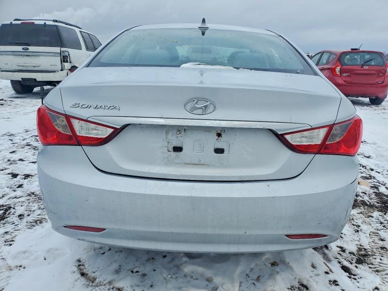 Photo 6 from auction – 2011 HYUNDAI SONATA with VIN 5NPEB4AC2BH146924