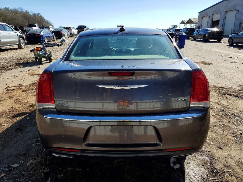 Photo 6 from auction – 2015 CHRYSLER 300 LIMITE with VIN 2C3CCAAG6FH792850