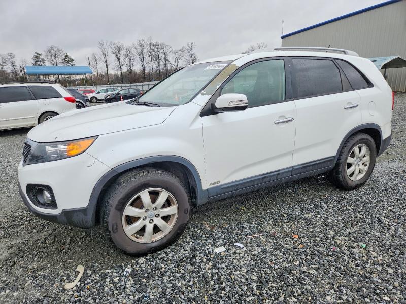 Photo 1 from auction – 2013 KIA SORENTO LX with VIN 5XYKTCA68DG407312
