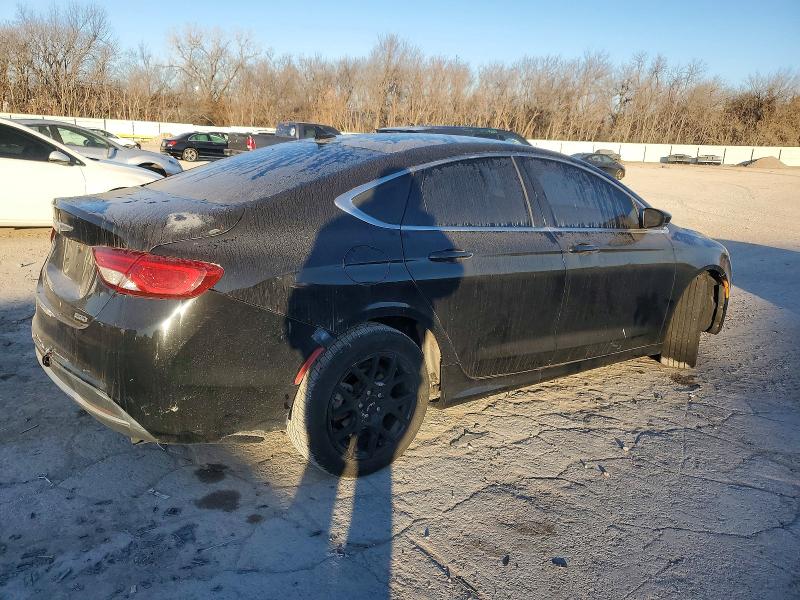 Photo 3 from auction – 2015 CHRYSLER 200 LIMITE with VIN 1C3CCCAB7FN627381
