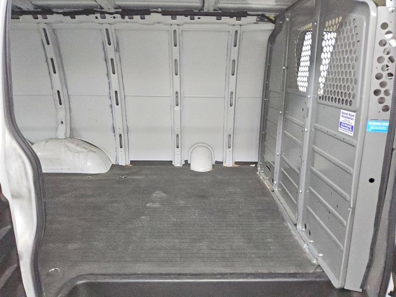Photo 11 from auction – 2022 CHEVROLET EXPRESS G2 with VIN 1GCWGAFP8N1217877
